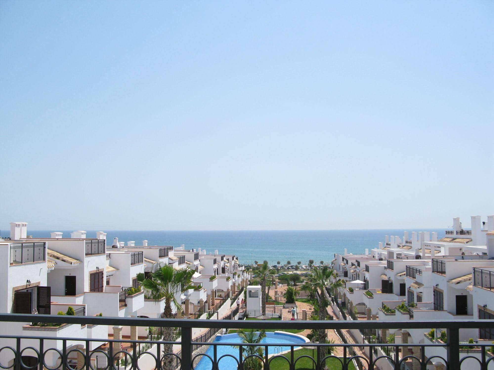 Azul Beach Mar Holidays لا ماتا المظهر الخارجي الصورة
