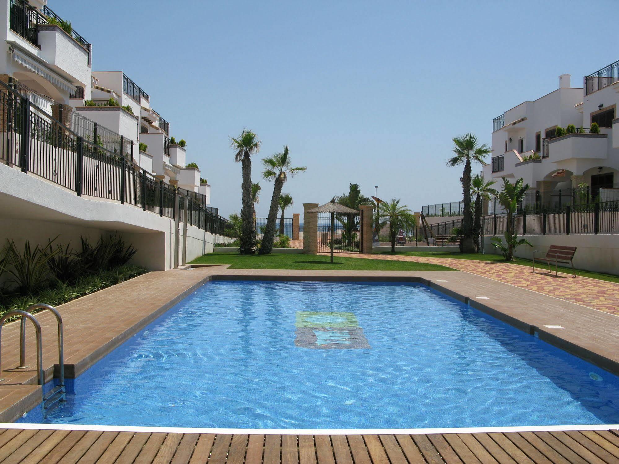 Azul Beach Mar Holidays لا ماتا المظهر الخارجي الصورة